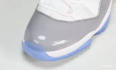 11 AV2187-140 “Cement Air Low Jordan Grey” 0523